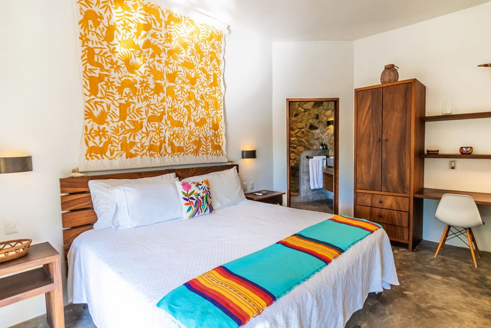 "Casita" with King Bed