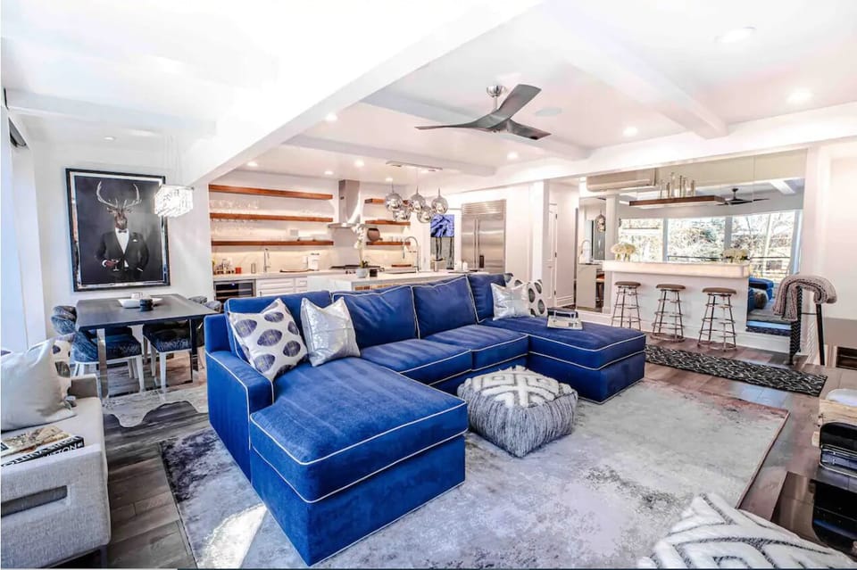 Main level kitchen, living room and dinning room 