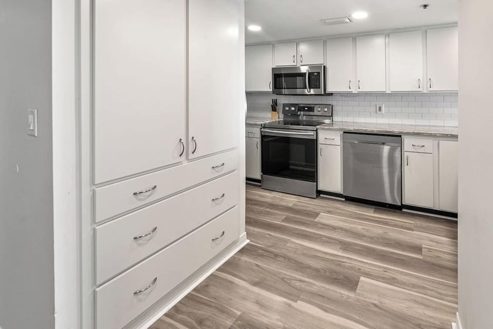 Newly renovated kitchen is really fun to cook in!