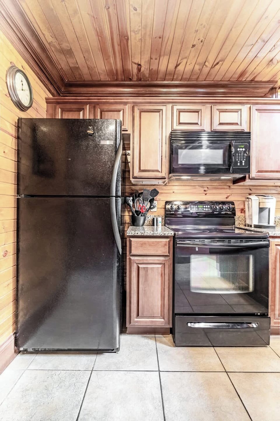 Our fully equipped kitchen has all the essentials you need during your cabin stay!