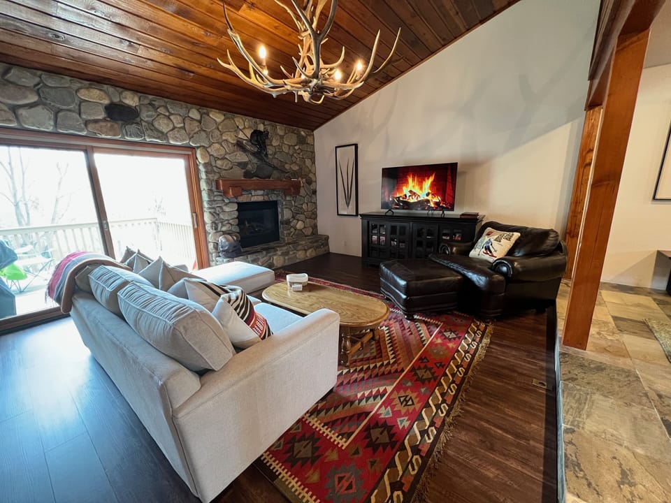 Living Room opens to Deck