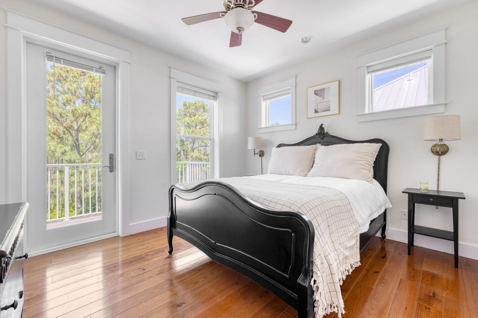 Primary bedroom features a queen bed and ensuite.