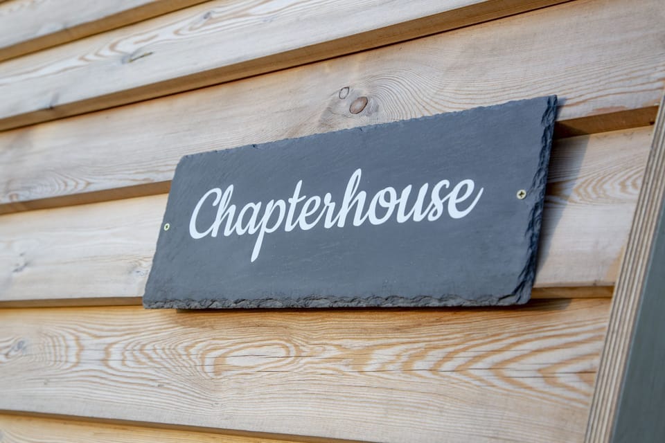 - Chapterhouse