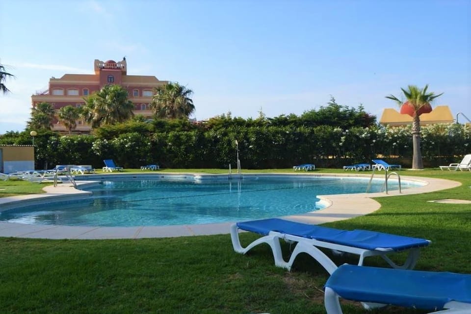Holiday Home Swimming Pool
