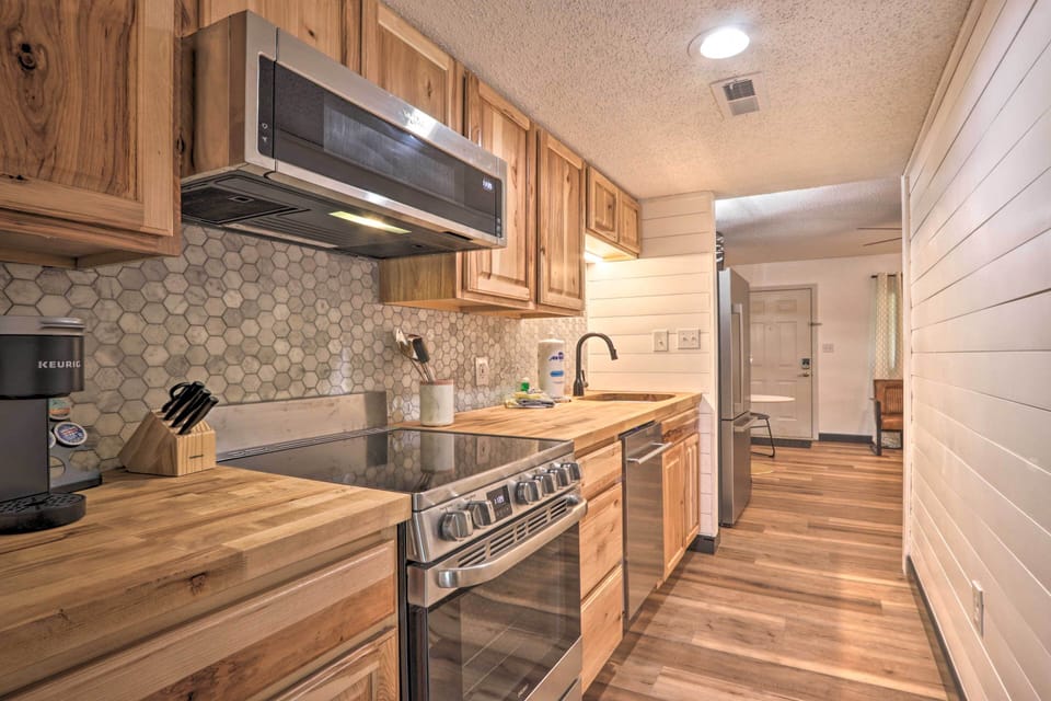Kitchen | Fully Equipped