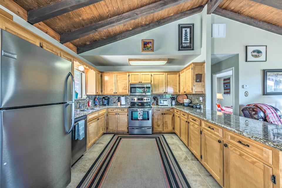Kitchen | Fully Equipped