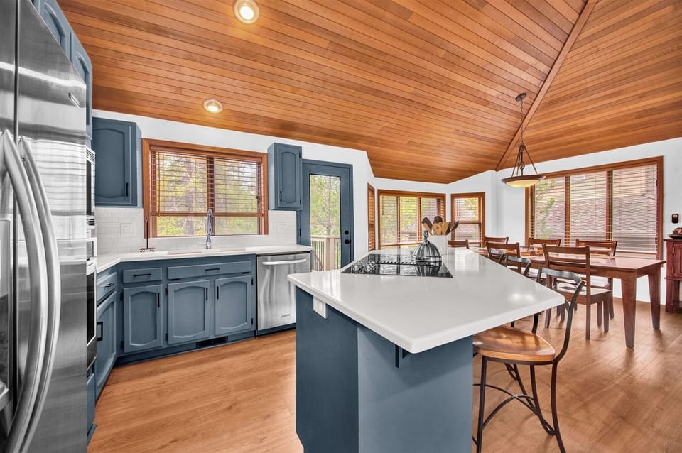 Quartz Counters