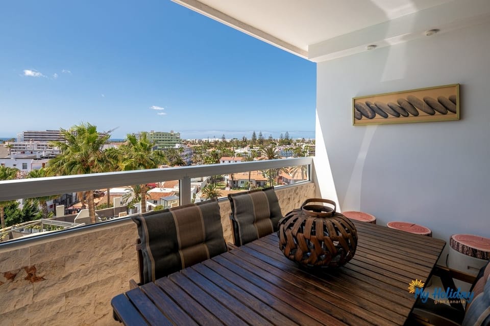Balcony (2)