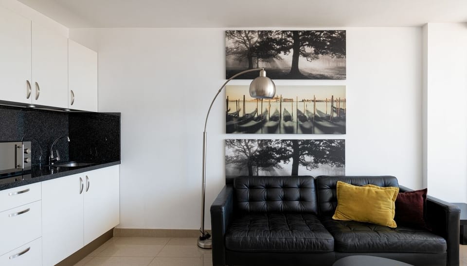 Kitchen-Living room