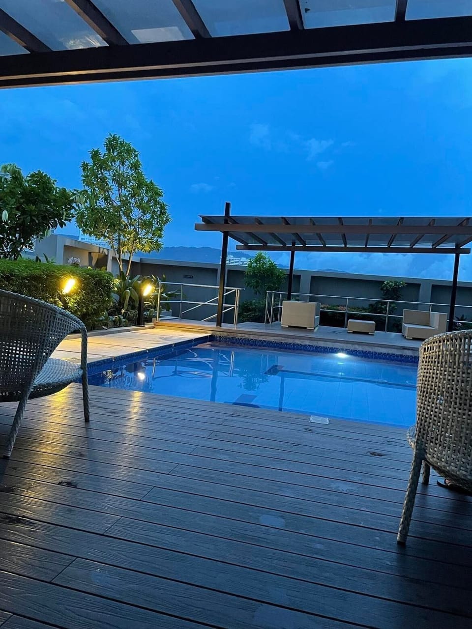 Swimming pool