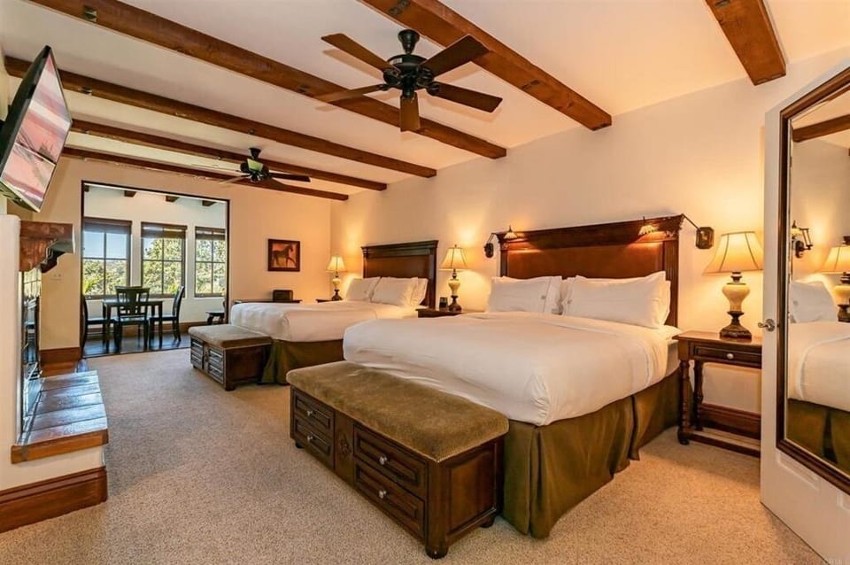 Two king size beds 