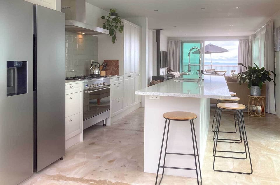 Large modern kitchen