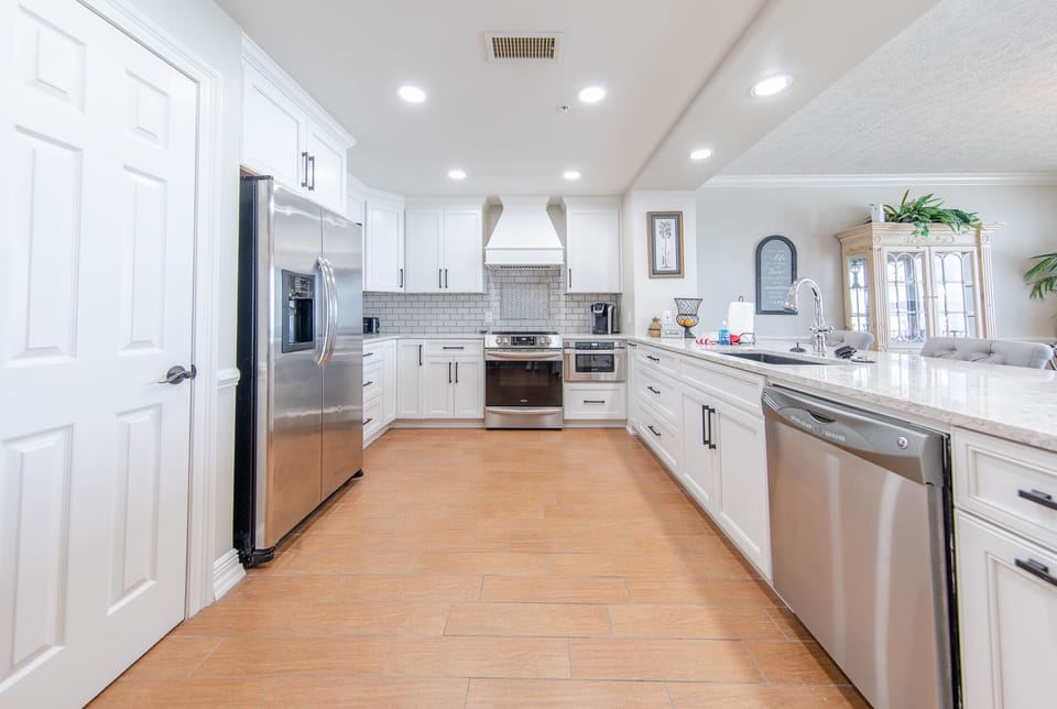 Fully stocked kitchen.