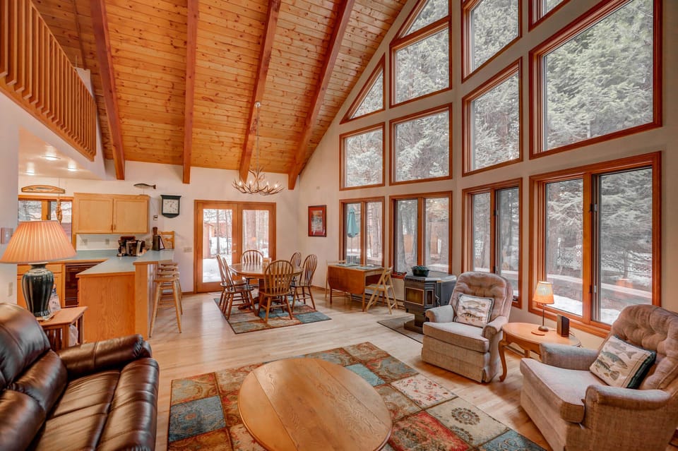 floor to ceiling windows