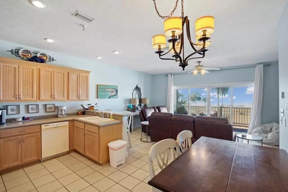 Open Concept Kitchen/Living