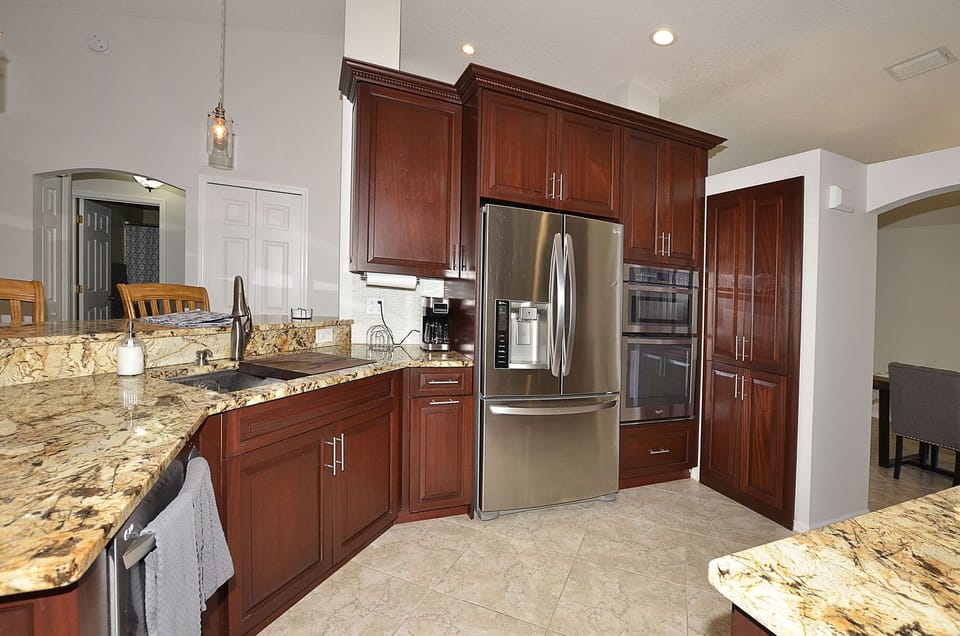 Fully equipped kitchen