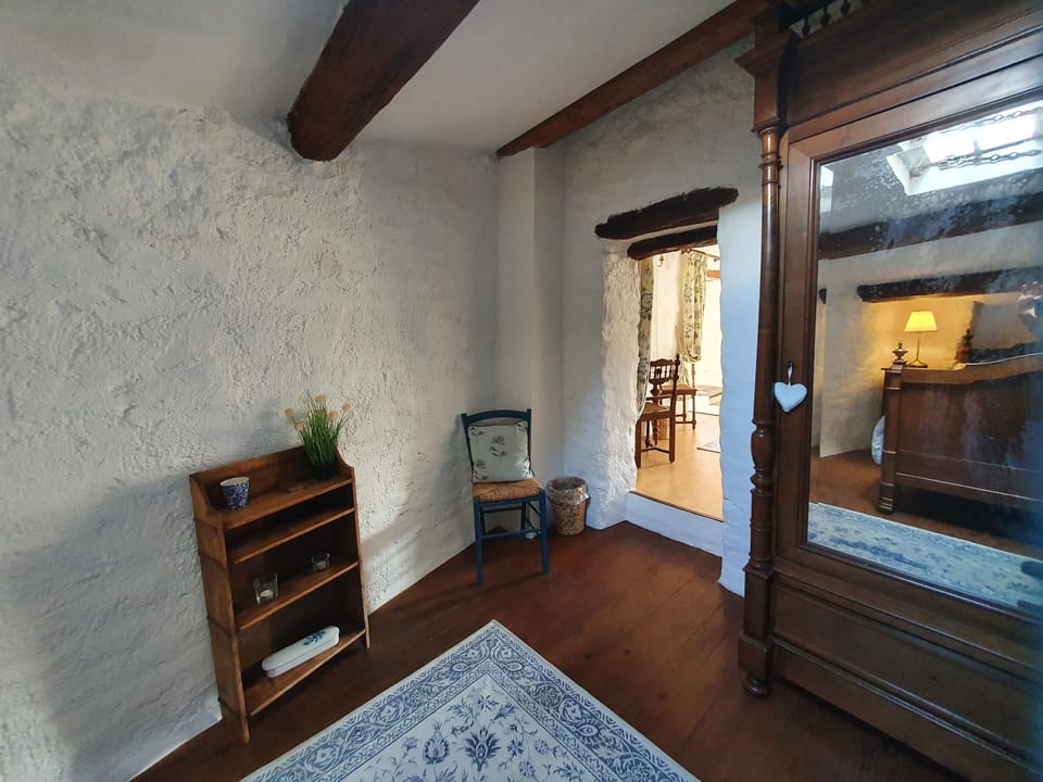 kleines Schlafzimmer - small Bed Room 
