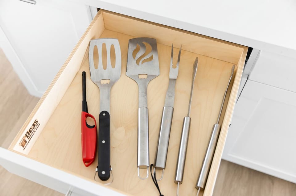 Grill utensils are included!