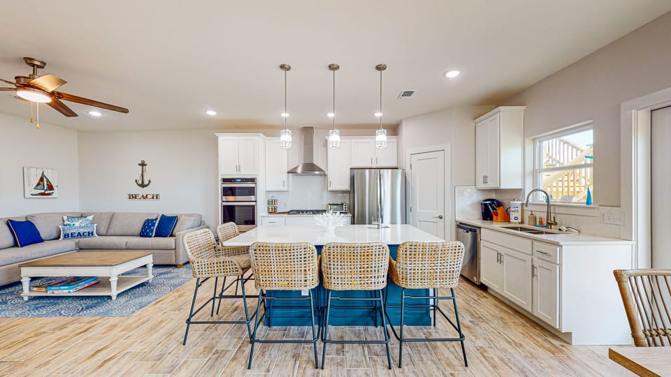 Kitchen Island with Seating for 5