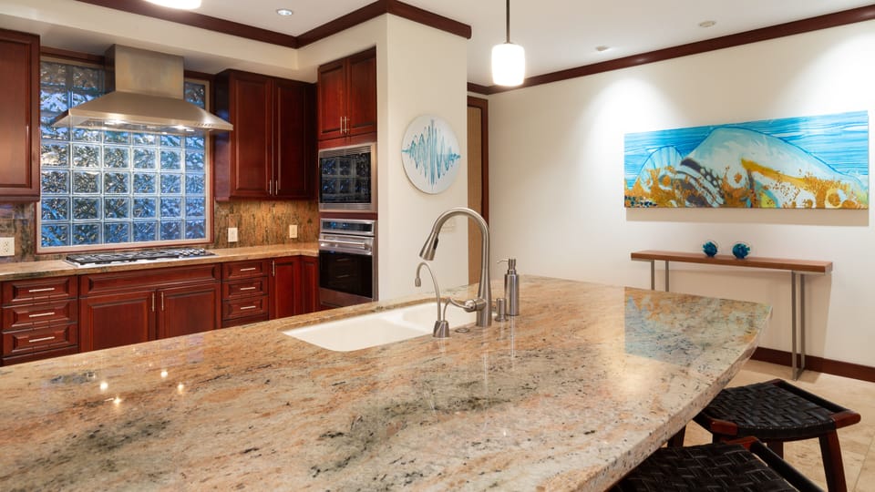 Large kitchen perfect for cooking delicious island inspired meals