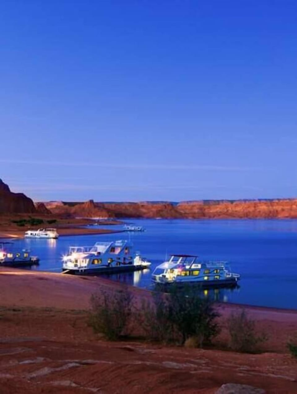 Bullfrog Marina on Lake Powell is 75 minutes to the east 