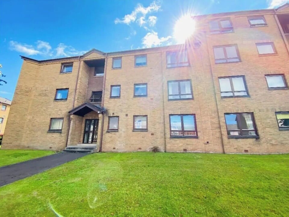 Front of property - facing main road