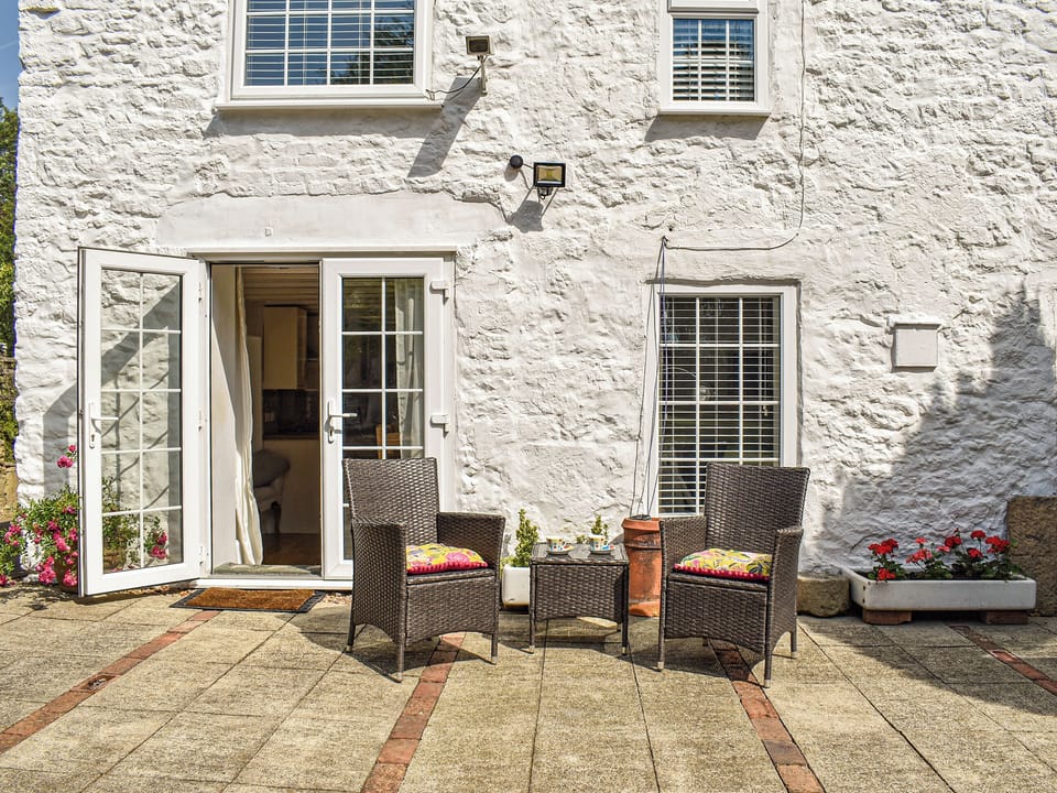 Patio | Bathurst Cottage, Chesterfield