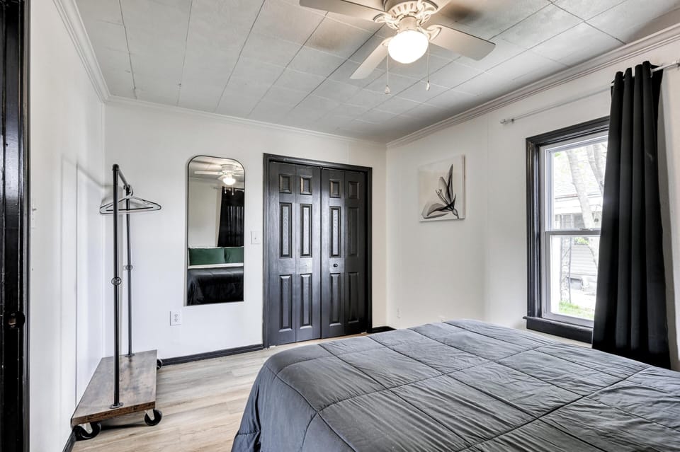 5d984209-3bcc-4a49-9e31-599186714a56