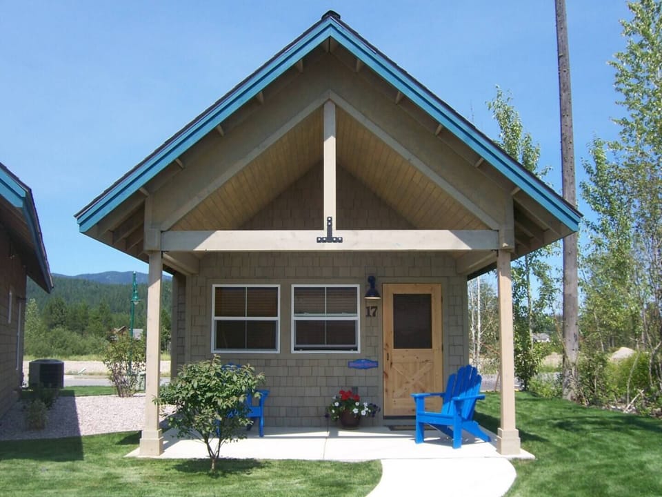 Courtyard Studio Beach Bungalow