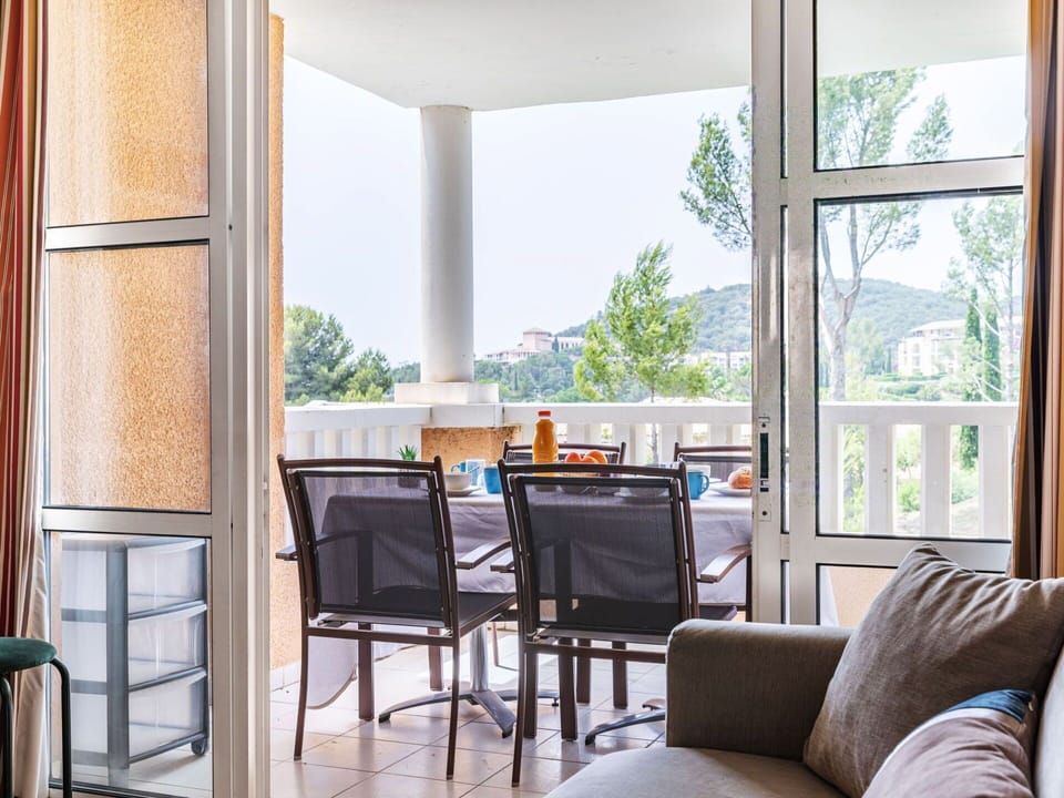 Furniture, Property, Window, Building, Chair, Shade, Wood, Interior Design, Sky