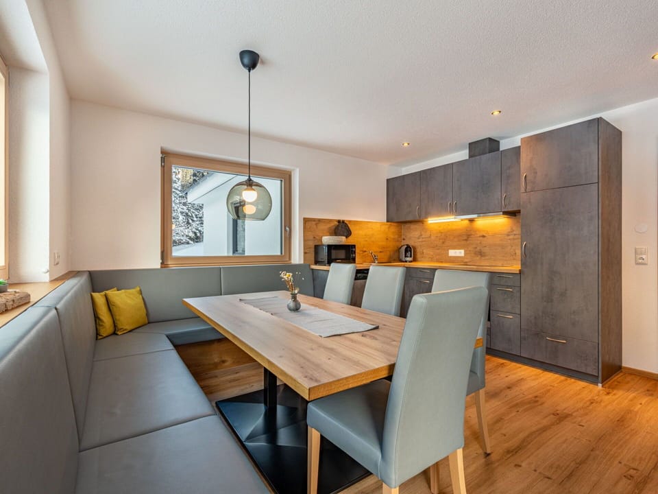 Table, Furniture, Property, Building, Cabinetry, Chair, Kitchen, Wood, Countertop, Interior Design