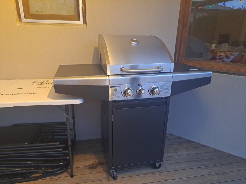 BBQ available on front deck