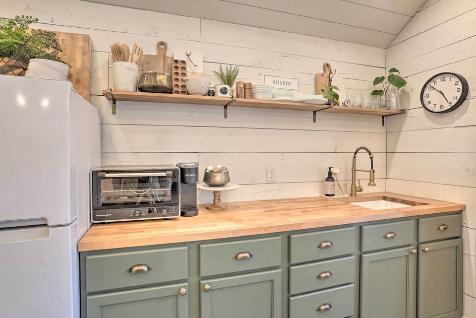 Kitchenette