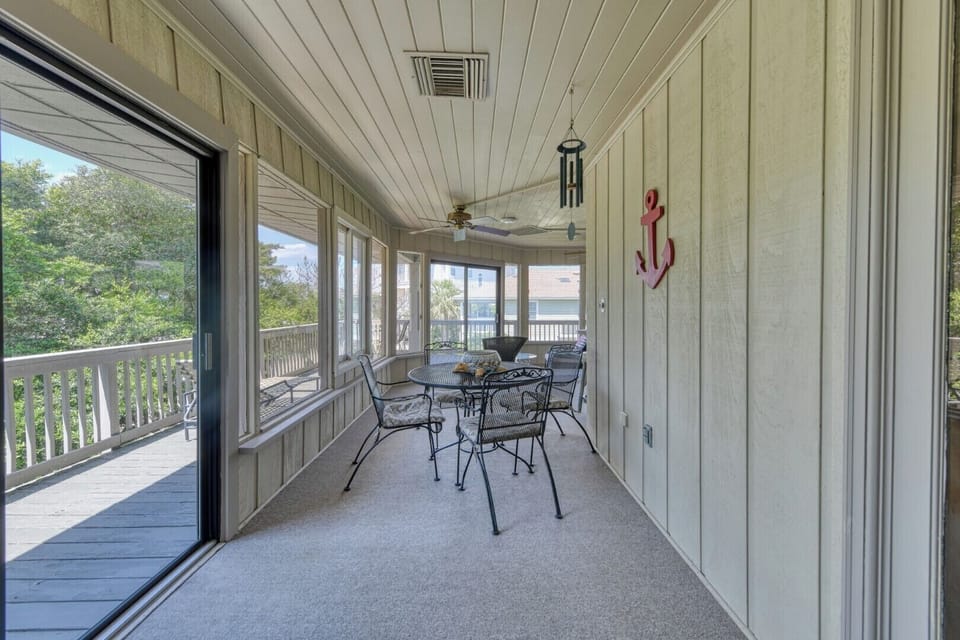 Pelican Porch