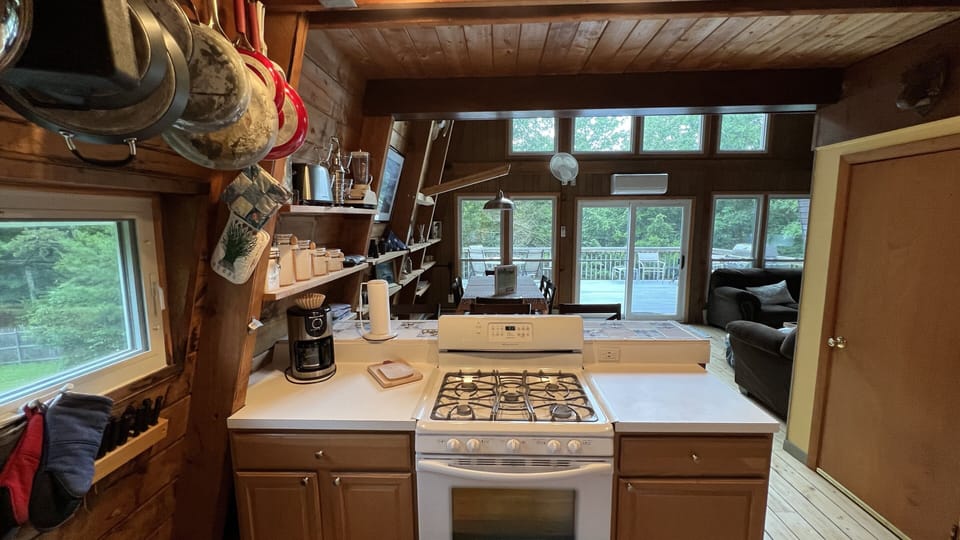Kitchen - looking towards dining area