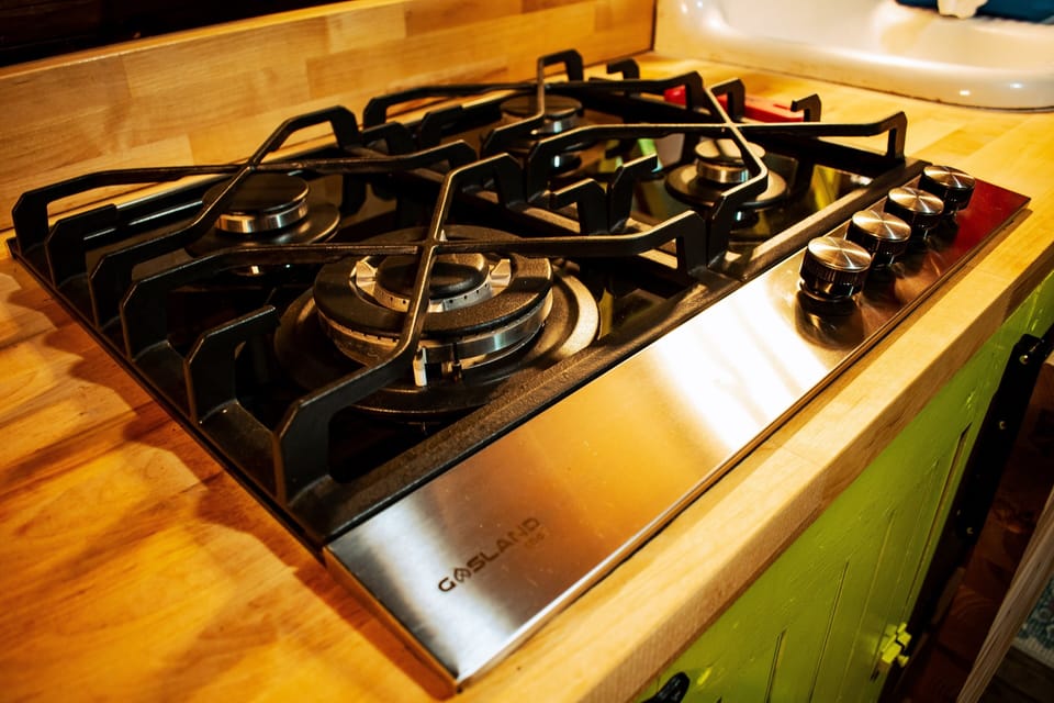 Propane cooktop.