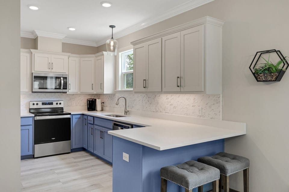  Beautiful quartz kitchen