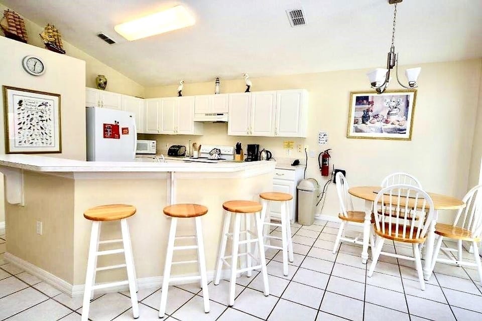 Breakfast bar