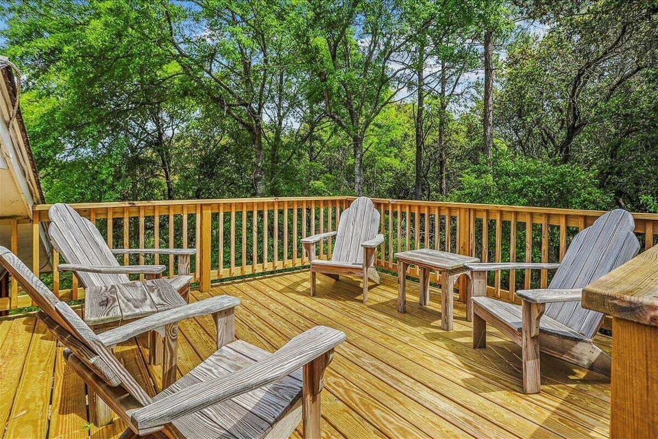 Sundeck 2024
