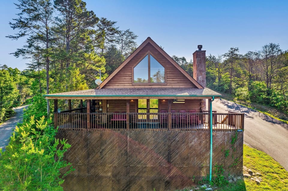 View of the front, you can see the rockers on the deck have a cool forest view!