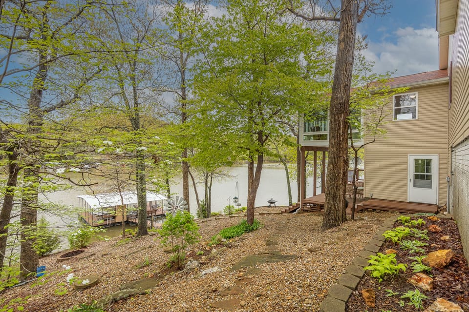 SIDE VIEW OF HOUSE