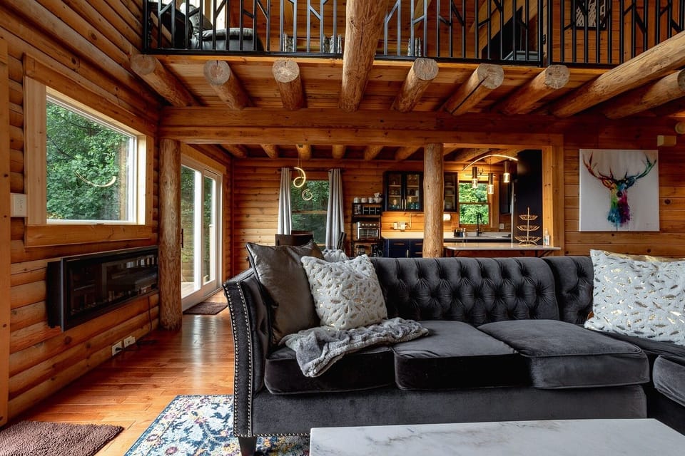 Living Room offers a wall mounted Fire Feature