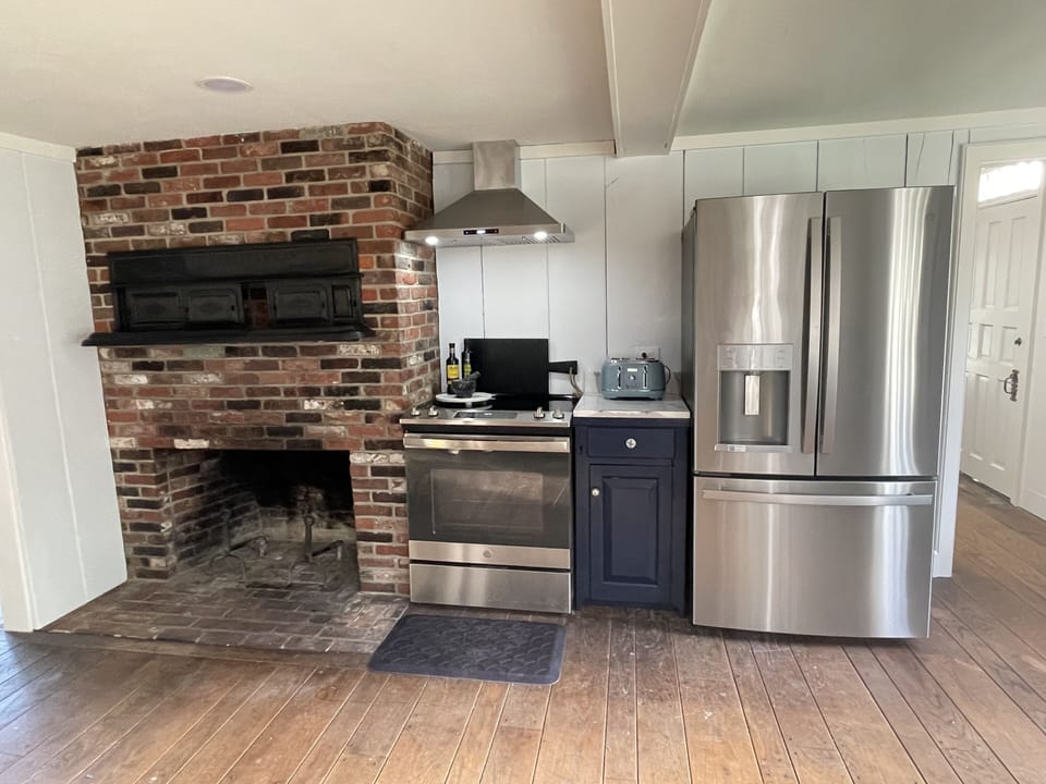 Kitchen fireplace