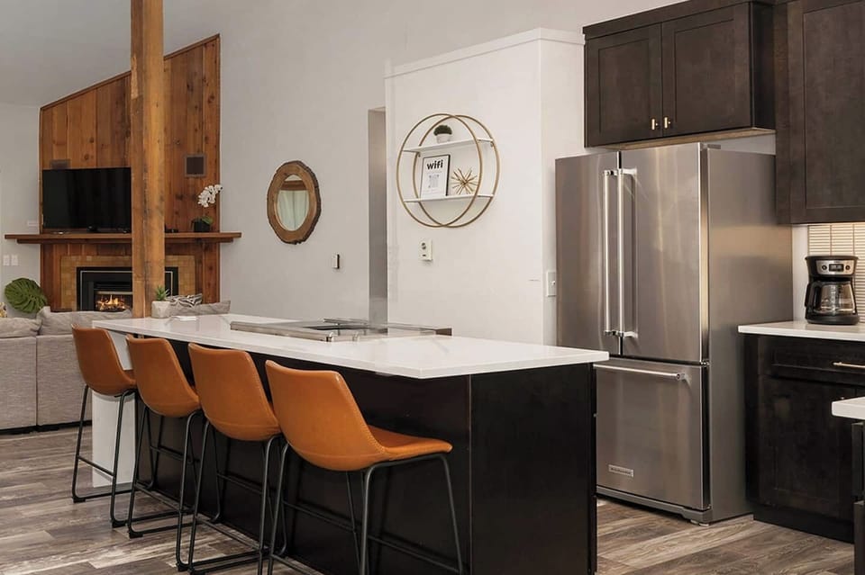Stainless appliances and large island