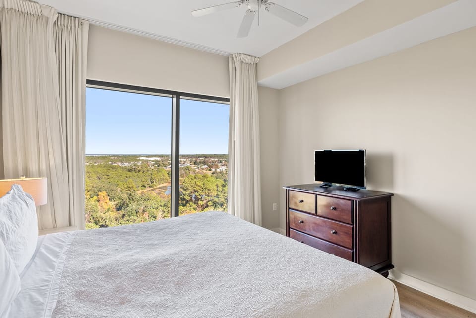 Panama City Beach Condo Unit 1121 (12)