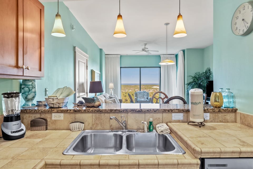 Panama City Beach Condo Unit 1427 (3)