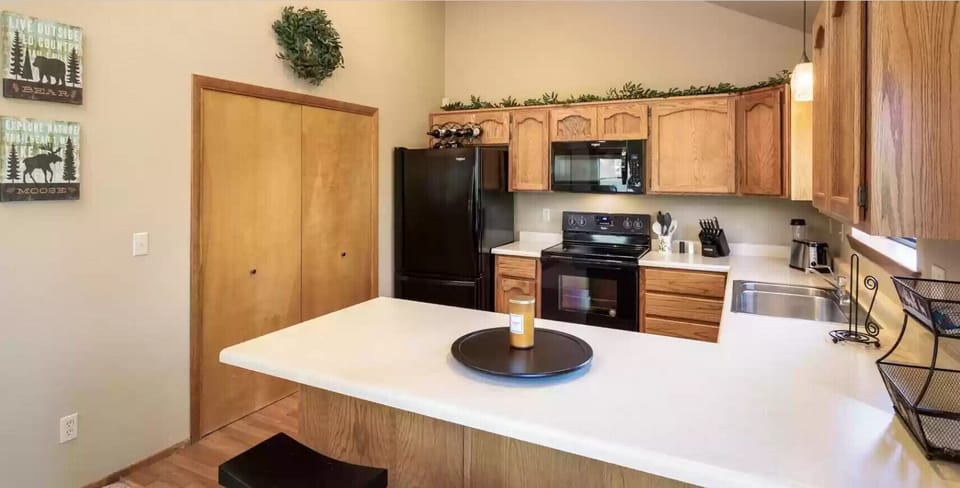 Kitchen, with large storage, stove, fridge, m-wave, dishwasher
