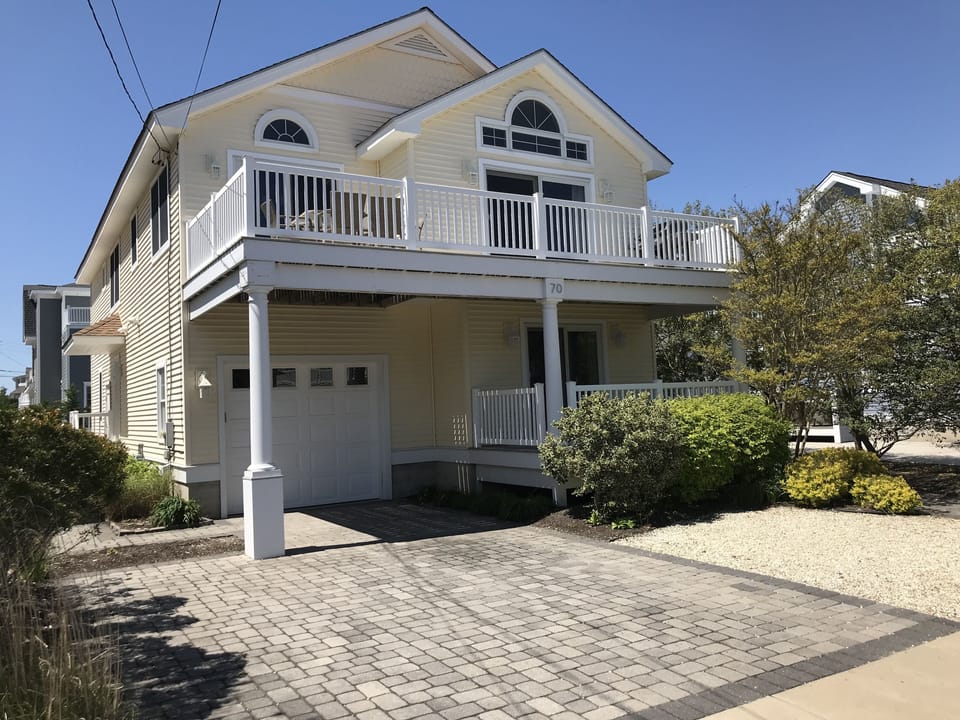 Driveway, parking and garage