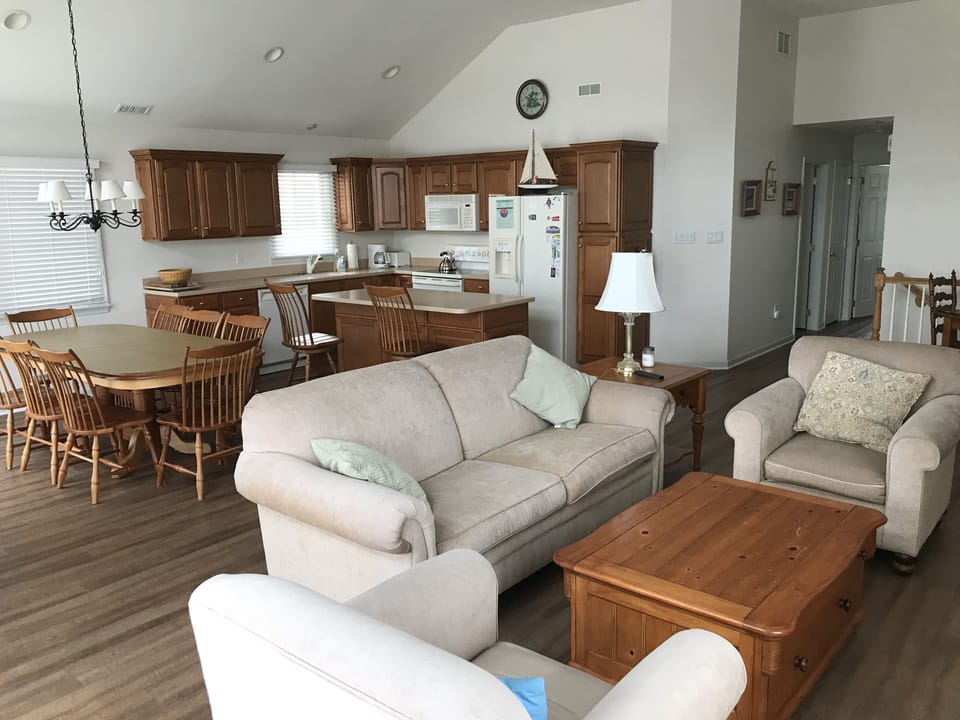 Upstairs common area