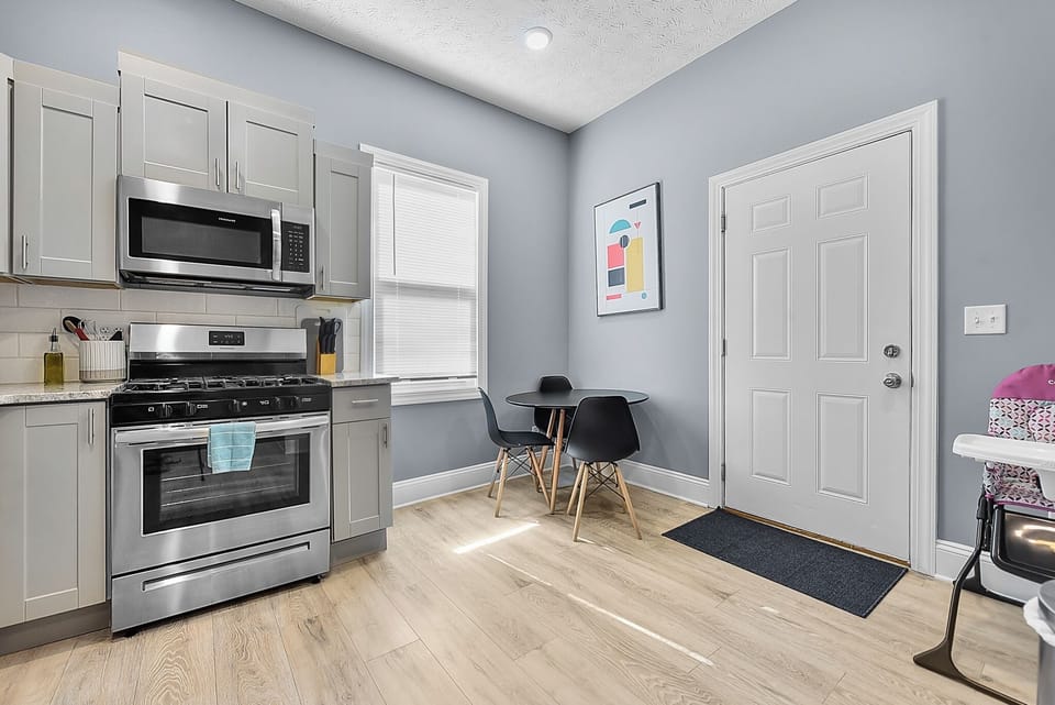 Kitchen with Breakfast table.